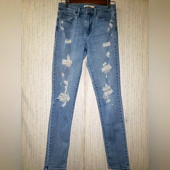 Levi's Denim - Levi's 721 High Rise Distressed sz 27
